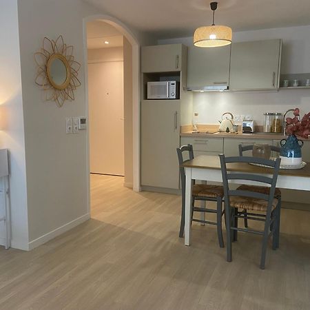 Montana Bussy Saint Georges Aparthotel ภายนอก รูปภาพ