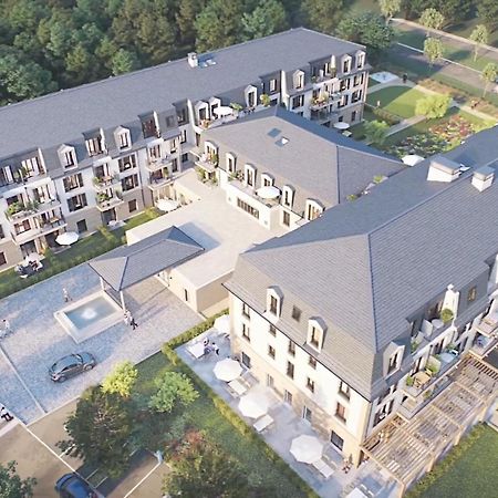 Montana Bussy Saint Georges Aparthotel ภายนอก รูปภาพ