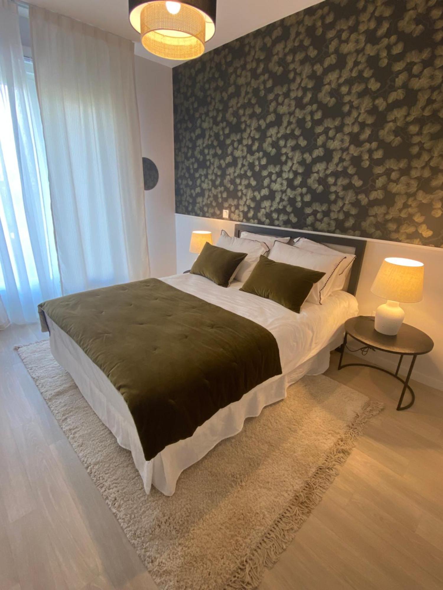 Montana Bussy Saint Georges Aparthotel ภายนอก รูปภาพ